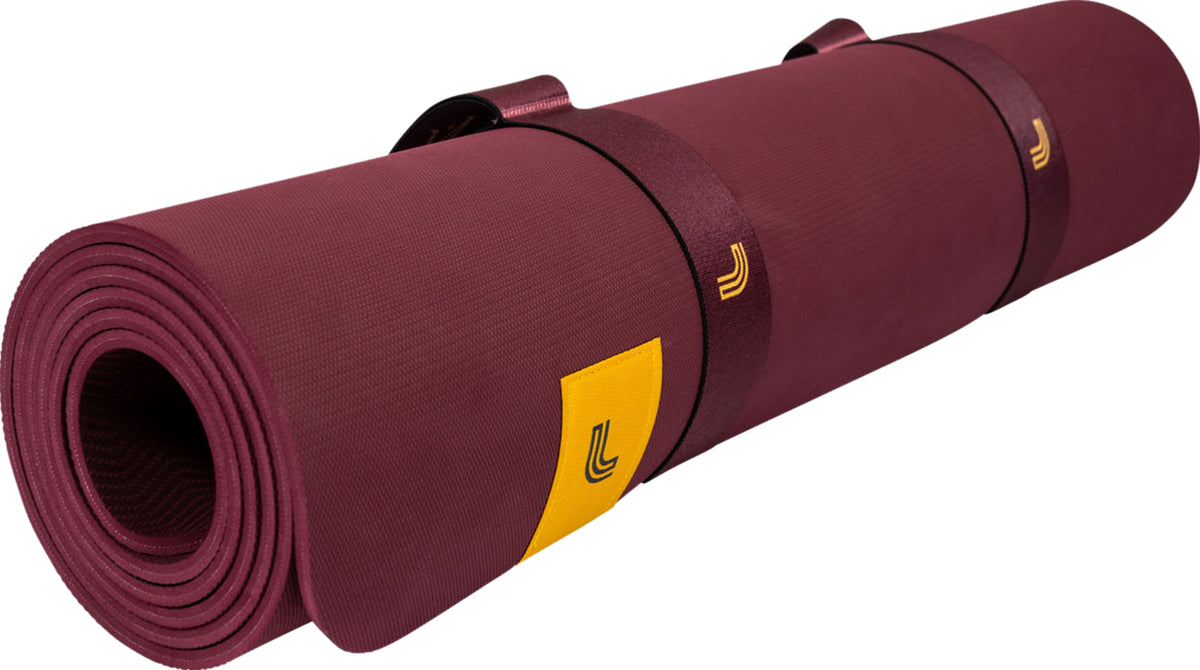 Lolë Pose Yoga Mat with Strap Altitude Sports