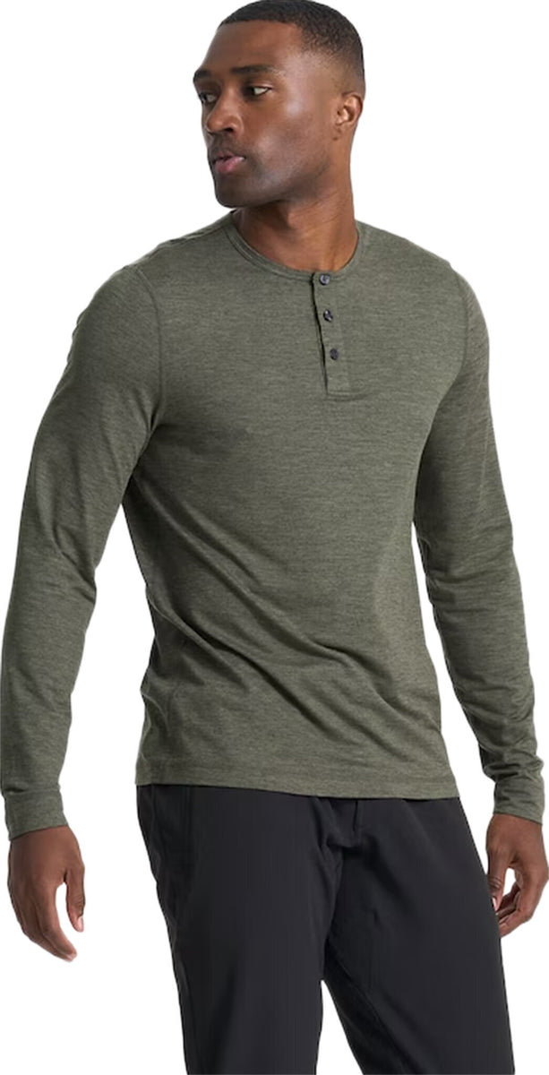 Vuori Ease Performance Long Sleeve Henley Top Men's Altitude Sports