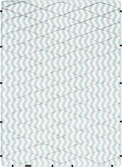 Nomadix Puffer Blanket