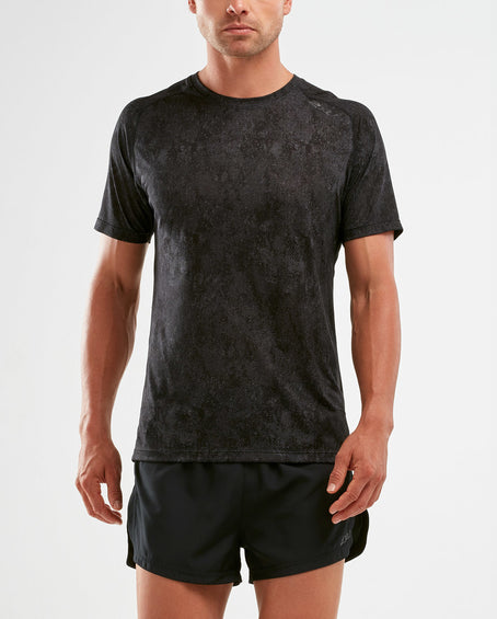 2XU GHST Short Sleeve Tee - Men's