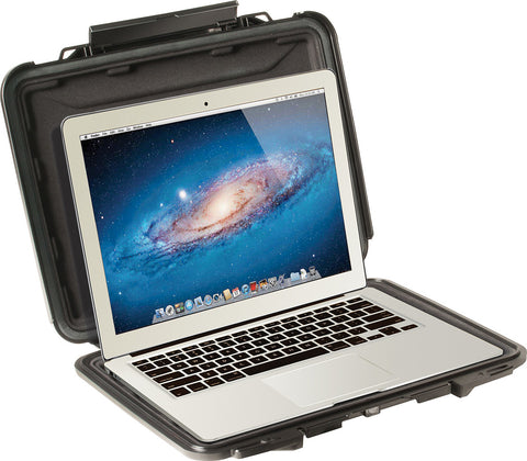 Pelican 1070CC HardBack Laptop Case