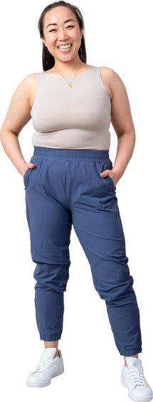 Alder Apparel Be Free Joggers - Women's